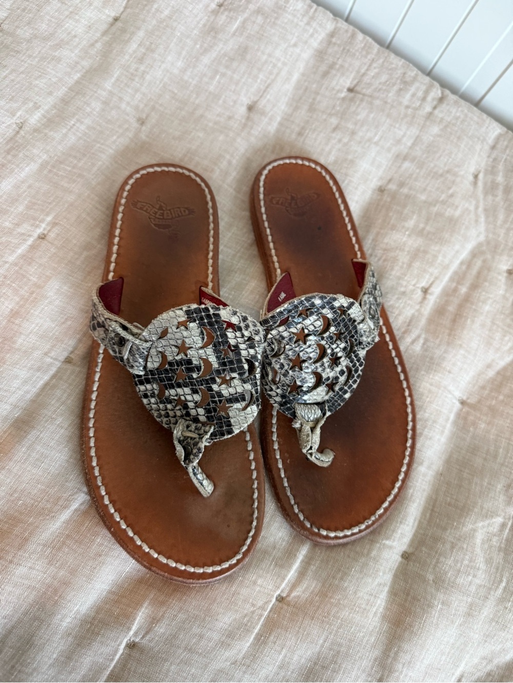 Freebird by Steven Vallarta Sandals Size 8